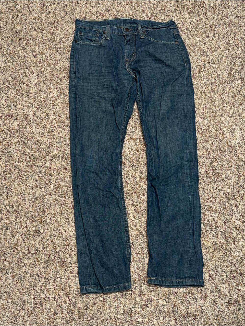 Men's size 29 Levi's Dark Blue‎ Straight-Leg Jeans